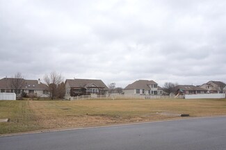 1047 Hummingbird Ln, Peotone, IL 60468