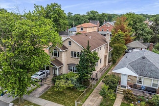 154-46 22nd Ave, Flushing, NY 11357