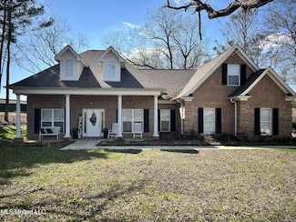203 N Thomas St, Tupelo, MS 38801