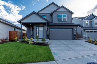 1053 Hickory St, Independence, OR 97351