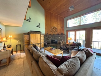 28 Greensprings Rd Unit GS U16, West Dover, VT 05356