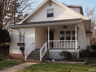 476 E Marion St, Nappanee, IN 46550