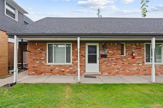 3915 Devon Rd Unit 4, Royal Oak, MI 48073