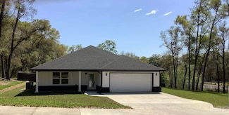 6413 Sanders St, Milton, FL 32570