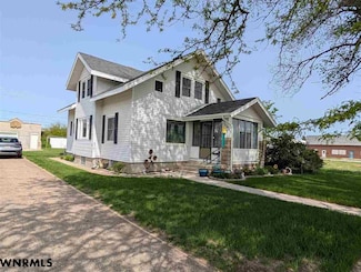 204 S Oak St, Kimball, NE 69145