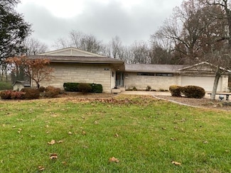 420 Paradise St, Greenville, KY 42345