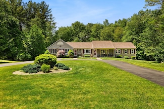 70 Forest Hill Dr, Taunton, MA 02780