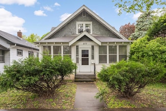 277 Warwick St, Saint Paul, MN 55105