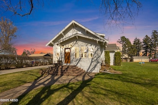 312 S Prospect St, Bryant, SD 57221