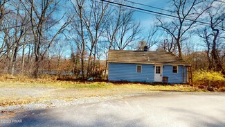 152 Roberts Ln, Milford, PA 18337