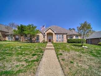 1713 Turtle Point Dr, Desoto, TX 75115