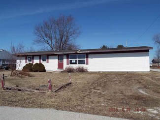 602 W Sunshine Dr, Morocco, IN 47963