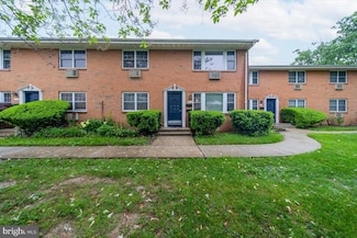132 The Orchard Unit L, East Windsor, NJ 08512
