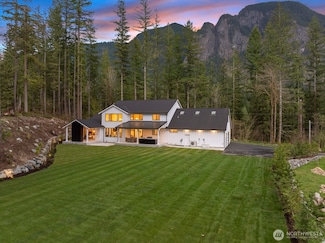 6993 N Fork Rd SE, Snoqualmie, WA 98065