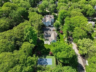 3 Ravine Rd, Wellesley Hills, MA 02481