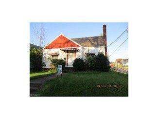 1152 Bellflower Ave SW, Canton, OH 44710