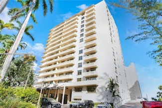10185 Collins Ave Unit 915, Bal Harbour, FL 33154