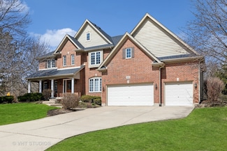 12000 Willow Ridge Dr, Willow Springs, IL 60480