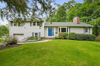 306 Litchfield Turnpike, Bethany, CT 06524
