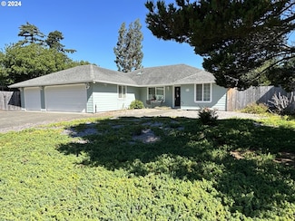 2175 23rd St, Florence, OR 97439