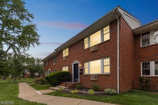 107 The Orchard Unit H, East Windsor, NJ 08512
