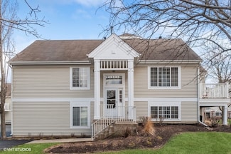 77 Cherbourg Ct Unit 421713, Wheeling, IL 60090