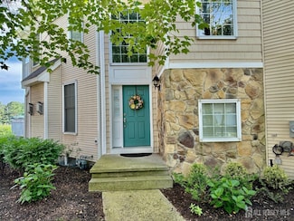 92 S Shore Dr, South Amboy, NJ 08879