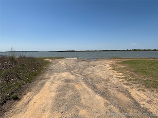 4 Ash Rd, Porum, OK 74455