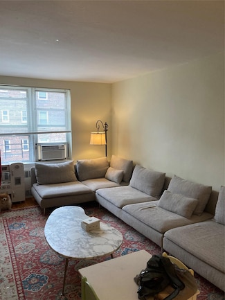 105-24 67th Ave Unit 4A, Forest Hills, NY 11375