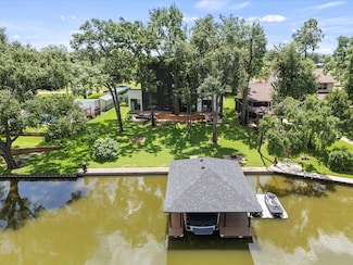 425 Door Key Ranch Rd, Trinidad, TX 75163