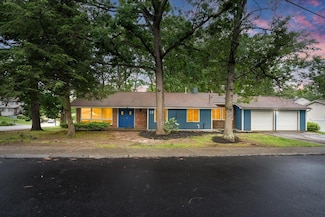 13 Fountain Ln, Nashua, NH 03062