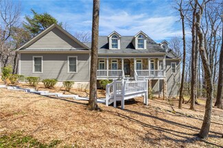 103 Moonshine Falls Trail, Landrum, SC 29356