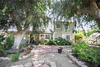 8512 Newcastle Ave, Northridge, CA 91325