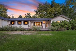 990 Flower St, Lakewood, CO 80215