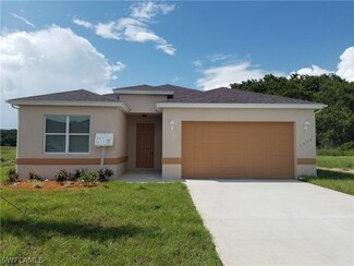 1375 Lincoln Ct, Immokalee, FL 34142