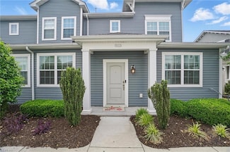 5113 Elsie Dr, Virginia Beach, VA 23455