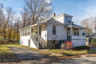 33 Theresa St, Fitchburg, MA 01420