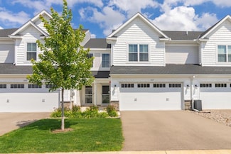 1507 Gable Dr, Carver, MN 55315