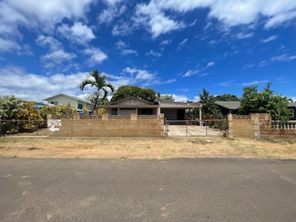 4548 Kawailoa St, Kekaha, HI 96752