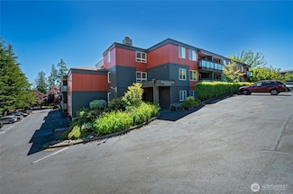 7021 Sand Point Way NE Unit B319, Seattle, WA 98115