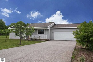 2166 Labrador Ln, Grawn, MI 49637