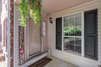 502 Oak Ridge Trails Ct, Ballwin, MO 63021