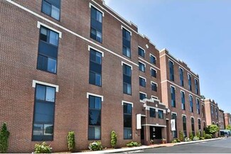 30 Daniels St Unit 308, Malden, MA 02148