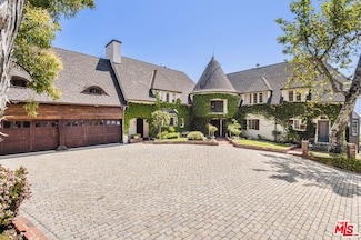 4053 Woking Way, Los Angeles, CA 90027