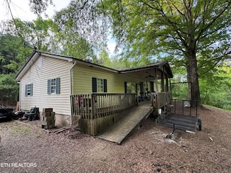 3441 Glendale Rd, Bybee, TN 37713