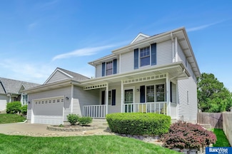 5024 NW 10th St, Lincoln, NE 68521