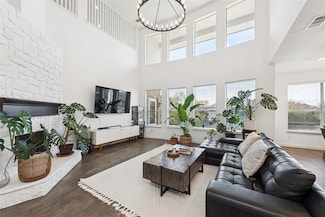 10249 Candlewyck St, Fort Worth, TX 76244