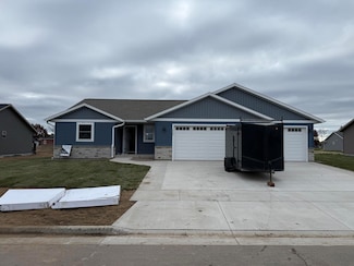 1908 Arches Dr, Holmen, WI 54636