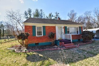 252 River Rd, Waynesboro, VA 22980