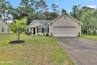 305 Tuscan Ct, Richlands, NC 28574